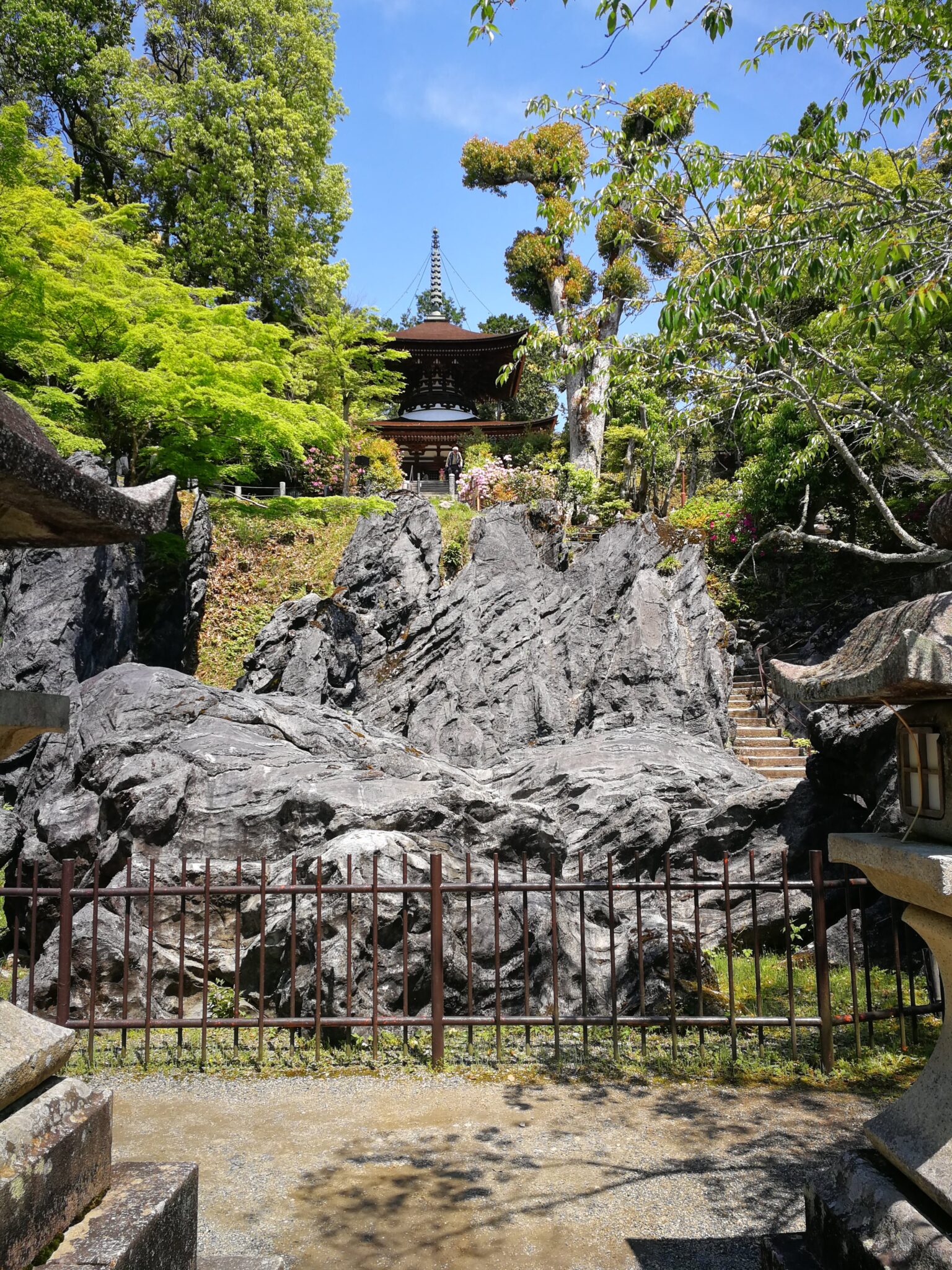 大河ドラマで注目！紫式部ゆかりの地、石山寺を散策 アートにいっぷく 